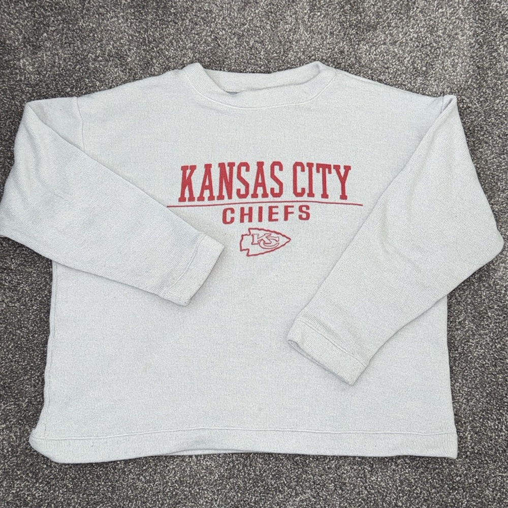 Kansas City Chiefs NFL Team Apparel Gray Sweater (Size: XL) EUC Super comfy